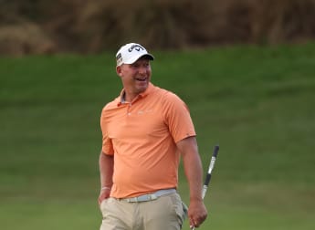Stunning 62 powers Norris into Steyn City lead