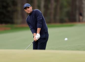 Scheffler dominates day two to lead at Masters