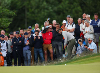 Home favourite Luiten leads at Dutch Open