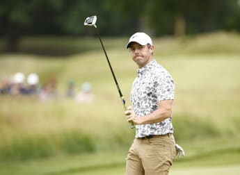 McIlroy close behind leader Hadwin after opening 67