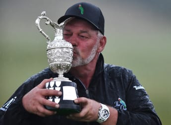 Clarke claims maiden Senior Major at Senior Open