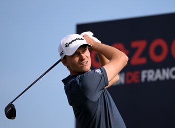Rasmus Højgaard ties course record to lead at Le Golf National