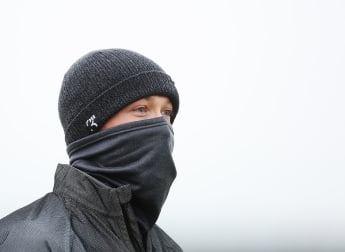 Richard Mansell leads by two after shooting stunning 68 in brutal conditions