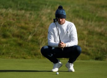 Richard Mansell shines again to take four-shot lead into final round