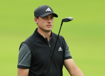 Amateur Ludvig Aberg shares first-round lead in Dubai