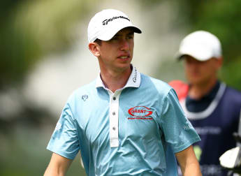 Tom McKibbin and amateur Ding Wenyi on top at weather-affected Singapore Classic