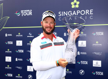 Ockie Strydom produces birdie blitz to win in Singapore