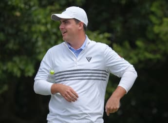 Aaron Cockerill takes narrow lead into final round in Japan