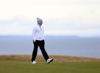 Matt Fitzpatrick leaps into lead in Scotland