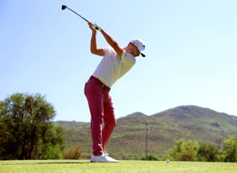 Nicolai Højgaard heads four-strong leadership group on first day in Sun City