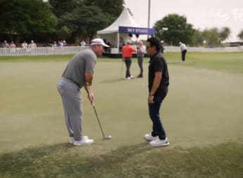 Sachin Tendulkar receives putting lesson from Ryan Fox at DP World Tour Championship