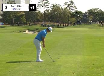 Tom Kim sets up his first birdie on home soil