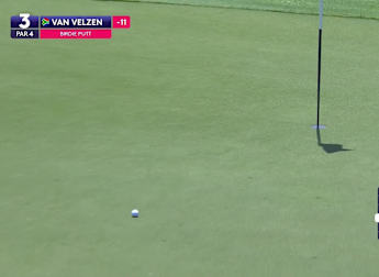 Ryan Van Velzen makes long birdie putt
