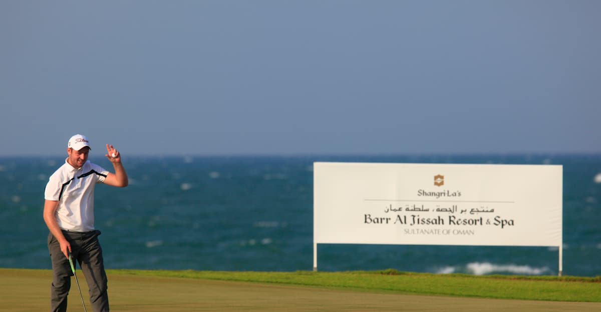 Orrin blows the lights out in Oman - Articles - HotelPlanner Tour