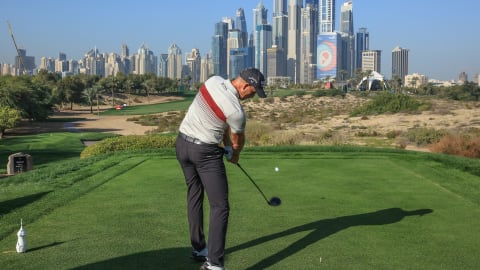 Henrik Stenson tees off on the iconic eighth hole at Emirates Golf Club 