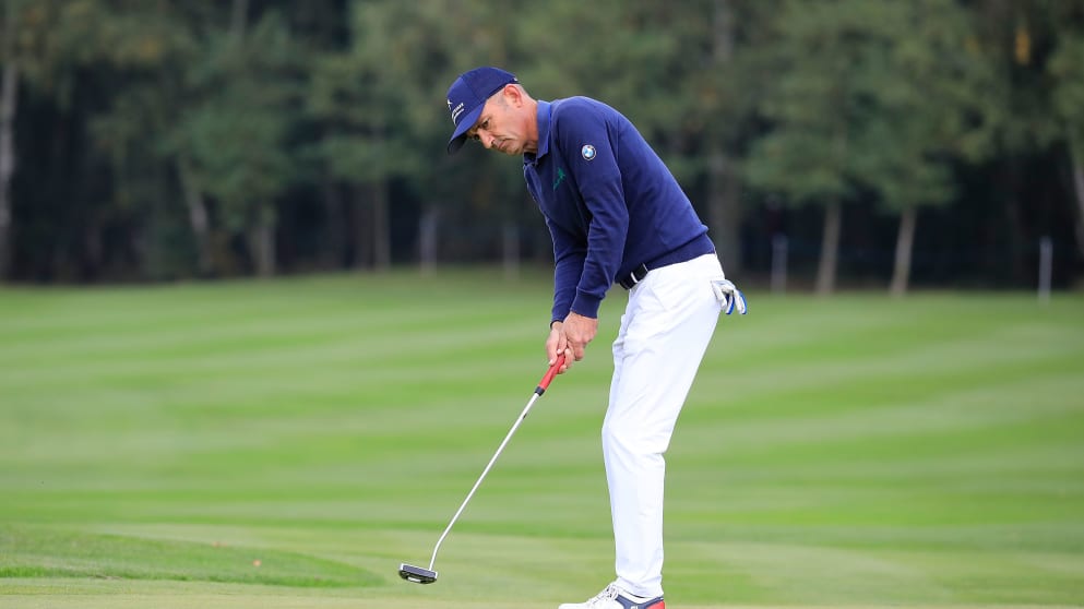 Markus Brier rolls a putt on line
