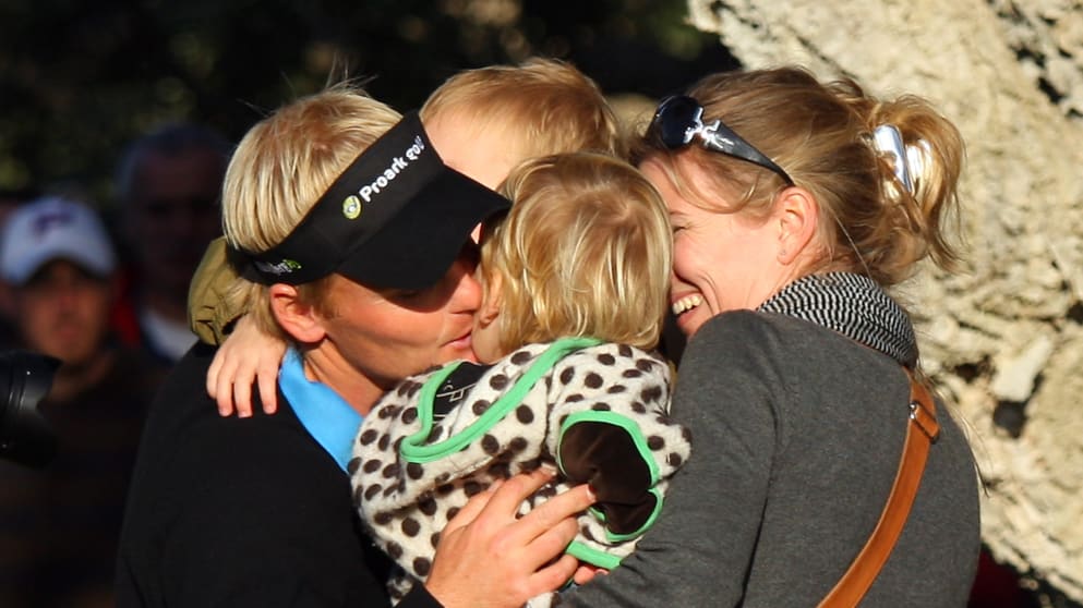 Soren Kjeldsen celebrates his 2008 Volvo Masters win with his family