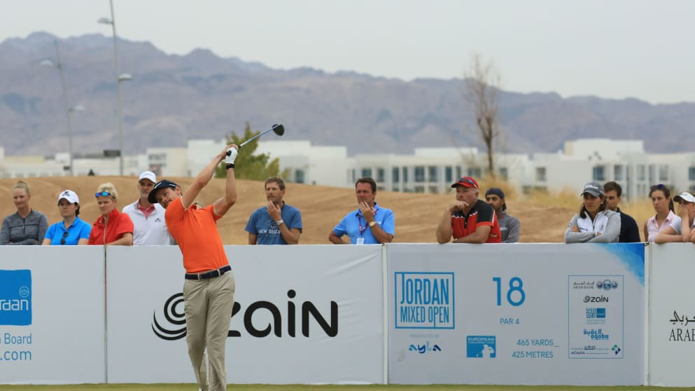 Daan Huizing tees off on the final hole of the Jordan Mixed Open