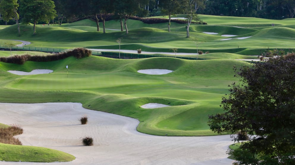Laguna National - Classic Course Hole #1 (Green)