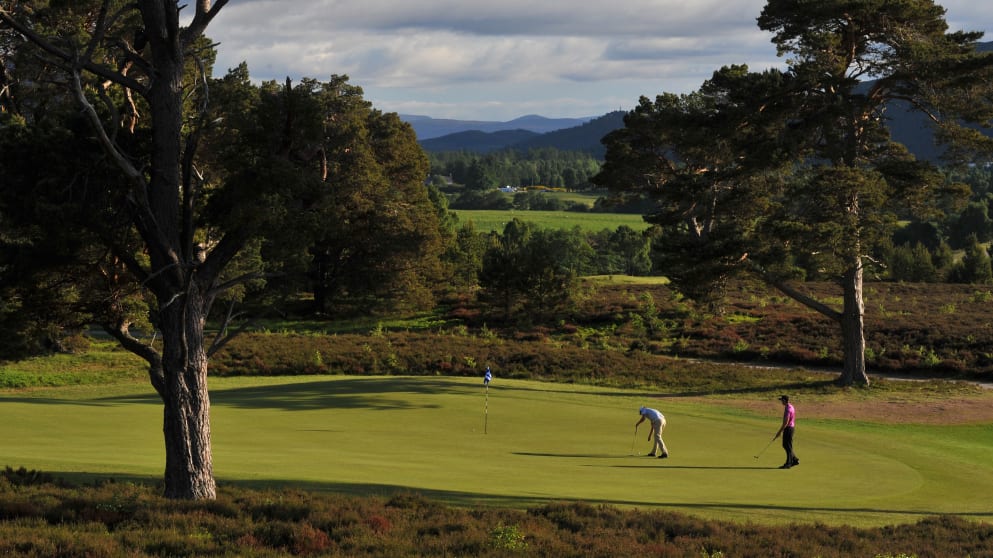 The picturesque 11th green at Aviemore