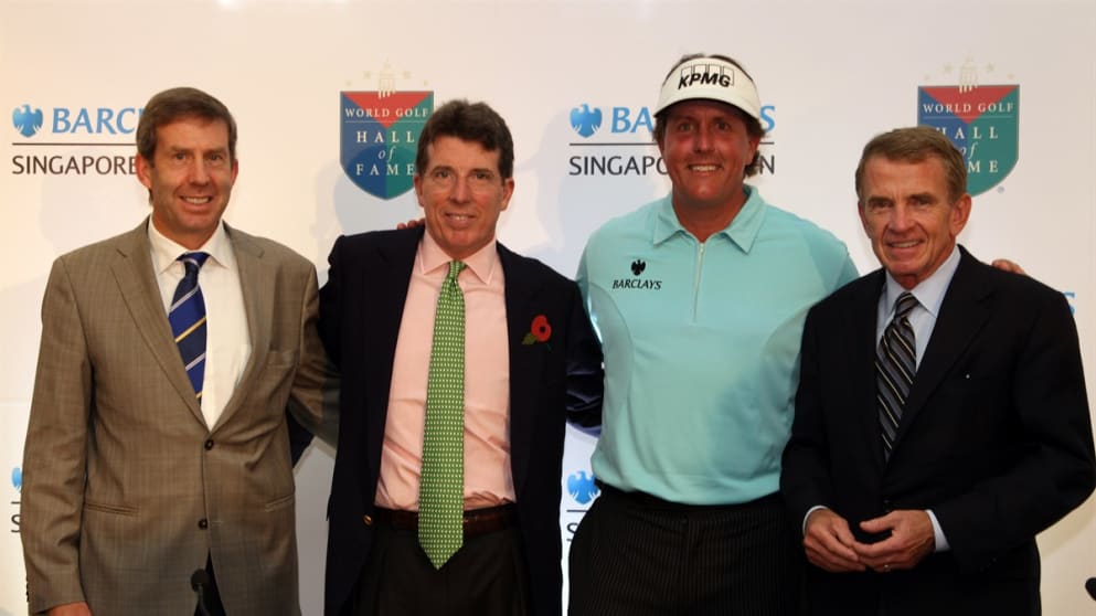 Phil Mickelson with (l-r) Keith Waters, Bob Diamond and Tim Finchem