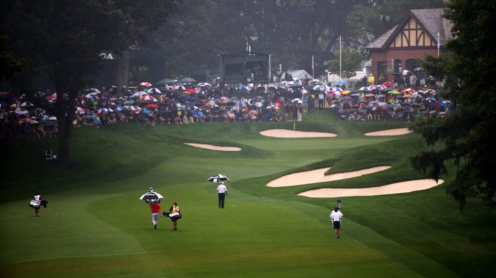 A wet day at Oak HIll Country Club for round two