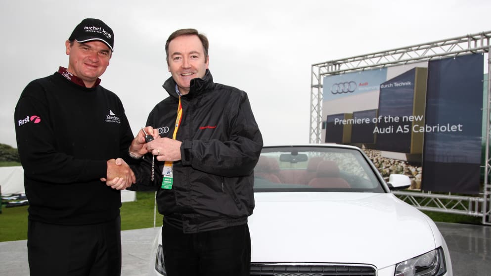 Paul Lawrie with his hole-in-one prize at the 2009 Irish Open