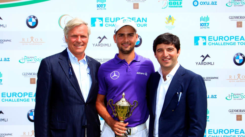 Challenge Tour Director Alain de Soutrait, Moritz Lampert and Azerbaijan Golf Federation President Anar Mammadov (pic by Phil Inglis)