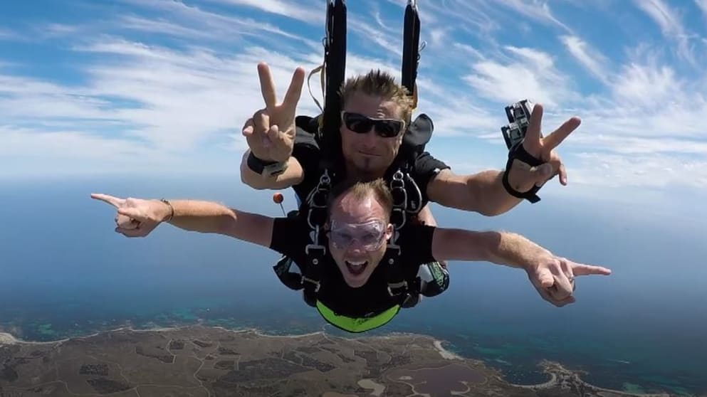 Danny Willett's Australian skydive
