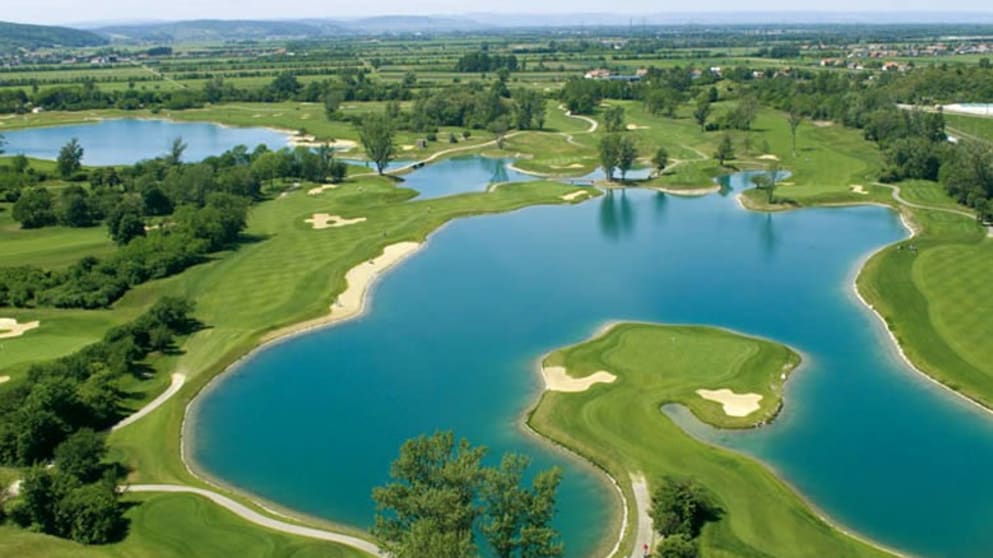 Diamond Country Club