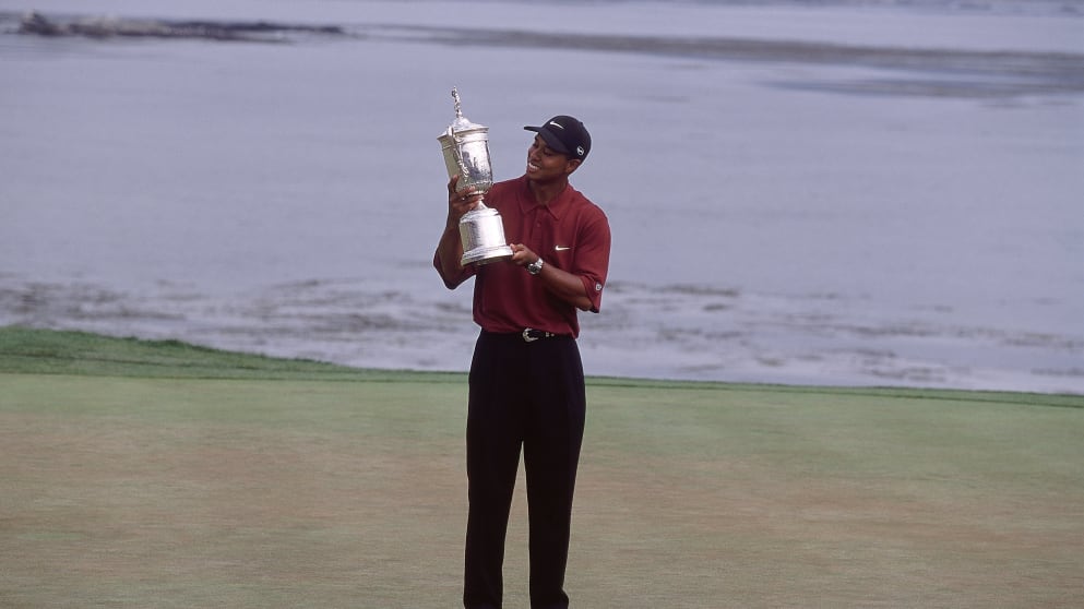 Tiger Woods wins the 2000 US Open