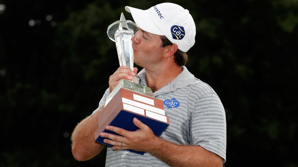 Richard Sterne celebrates his Joburg Open win