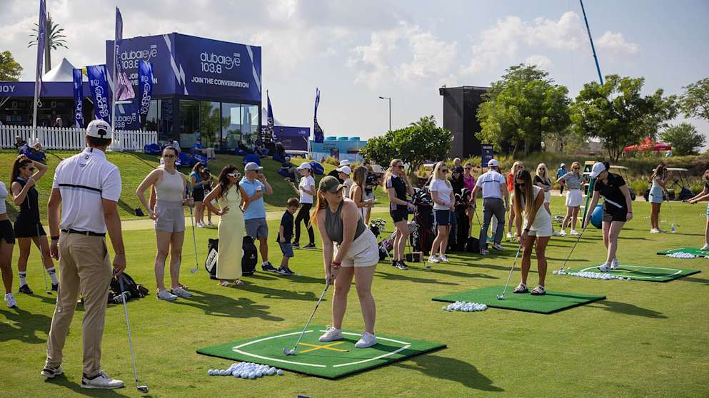 Spectators enjoying a Golf Clinic at the DP World Tour Championship in Dubai