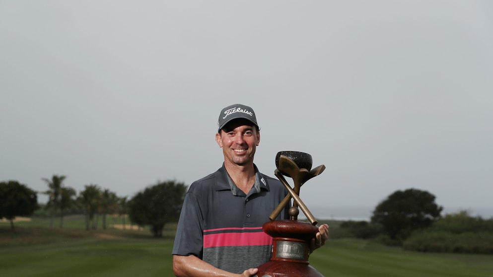 Jason Norris poses with his trophy after winning the 2017 Fiji International 