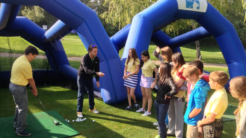 Matt Beckett of ProVision Events gives a lessons to locals at the Kazakhstan Open