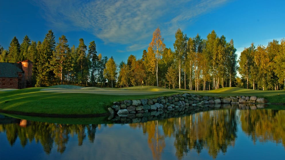 Linna golf 18th