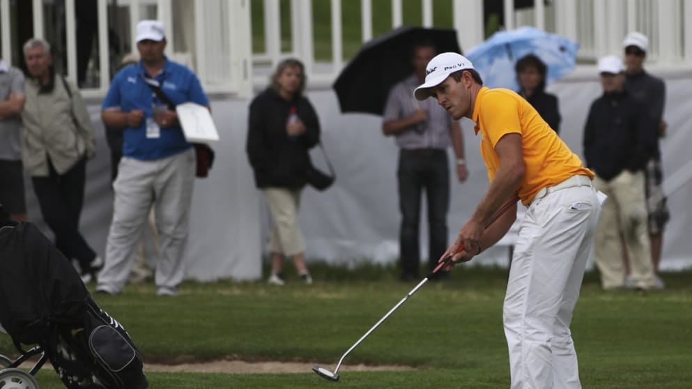 Stuart Manley (Oliver Stern)