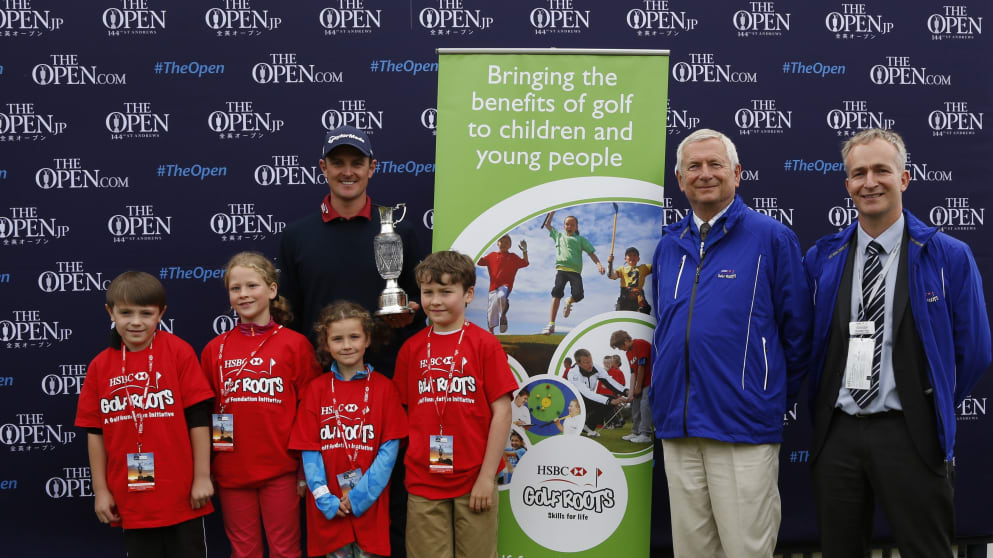 Justin Rose receives the Golf Foundation 'Spirit of Golf' award