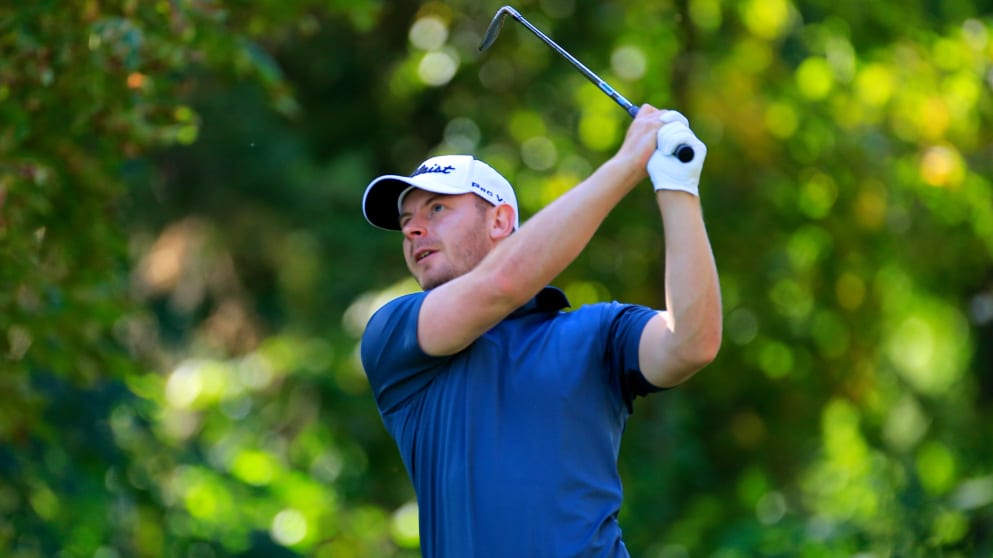 Scott Henry (Phil Inglis)