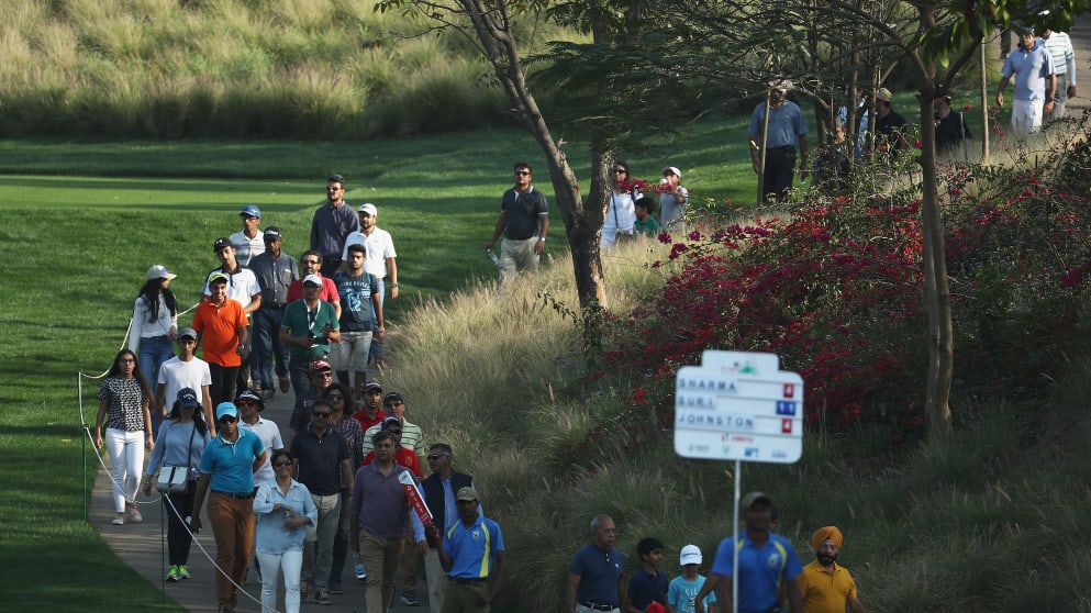 Crowds follow Shubhankar Sharma at DLF G&CC