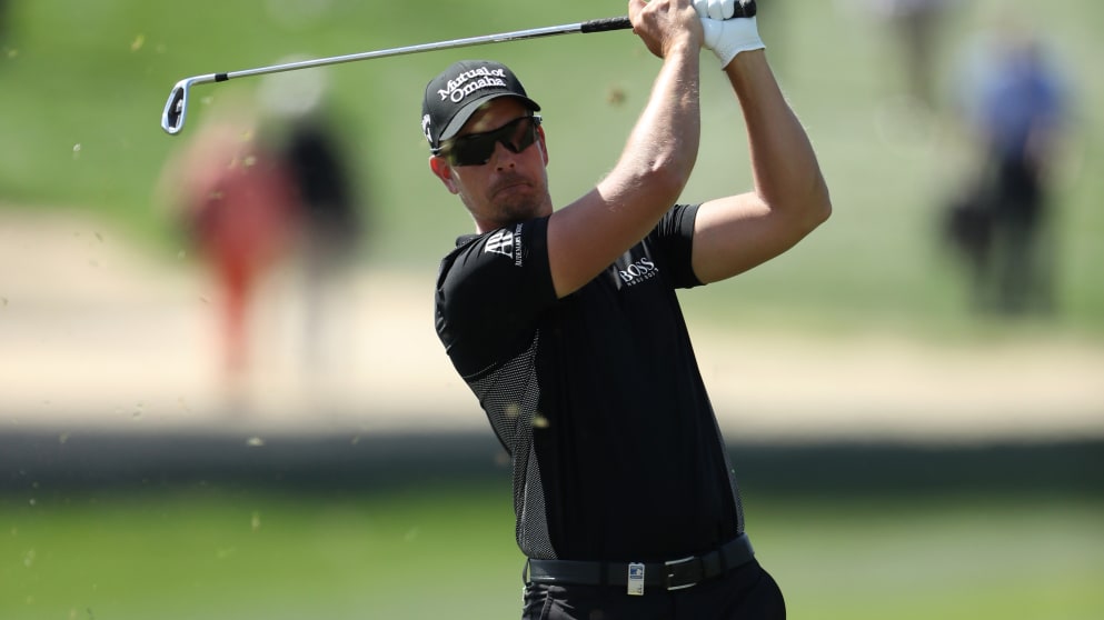 Henrik Stenson at Emirates GC's first hole