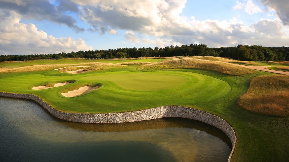 18th hole at Centurion Club