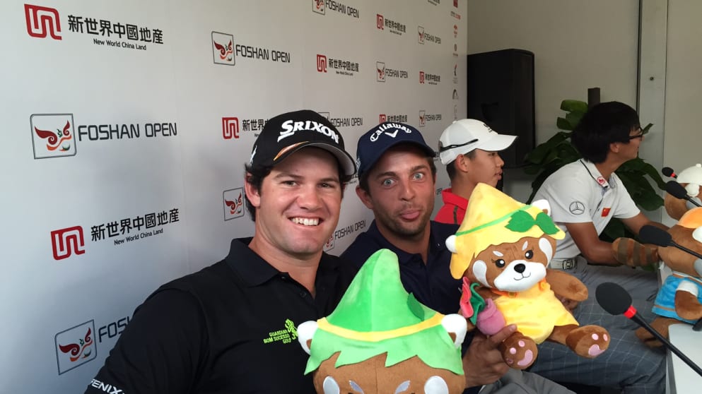 Ricardo Gouveia and Sebastien Gros with Doudou, The Foshan Open official mascot