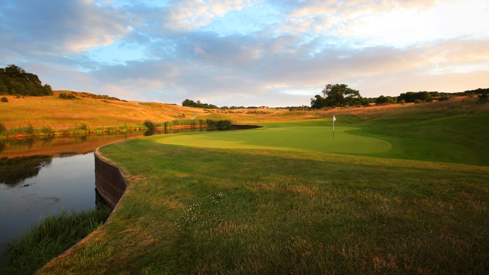 The 14th hole of the International Course at London Golf Club