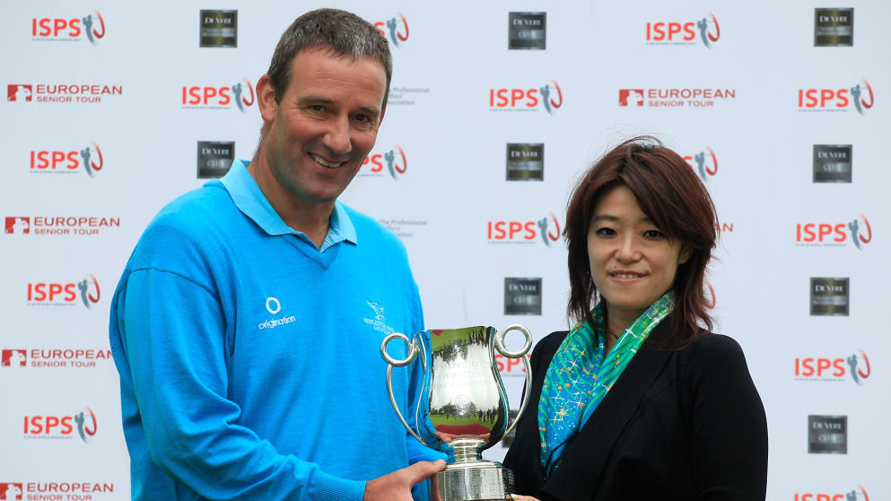 Paul Wesselingh and Midori Miyazaki from ISPS Handa