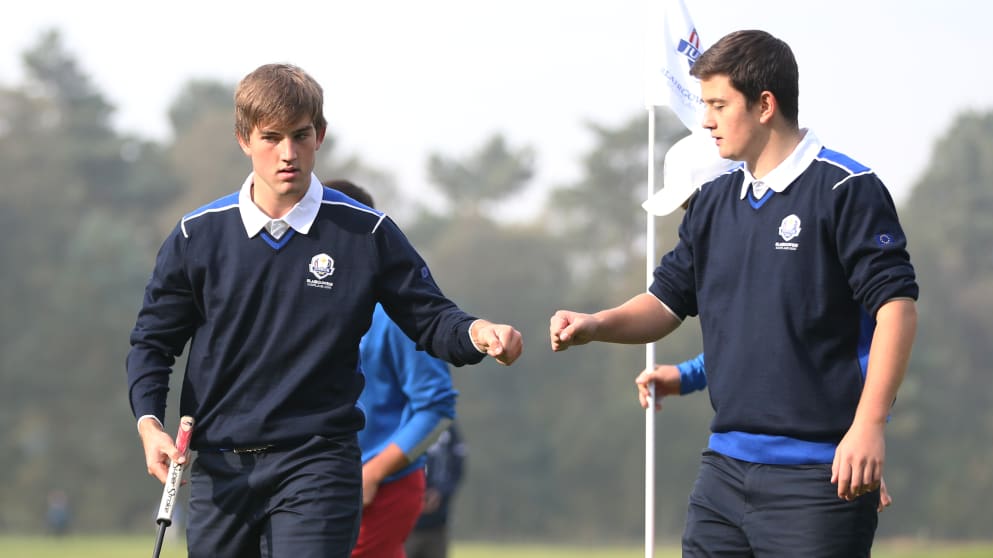 Bradley Neil of Europe reacts with Max Schmitt