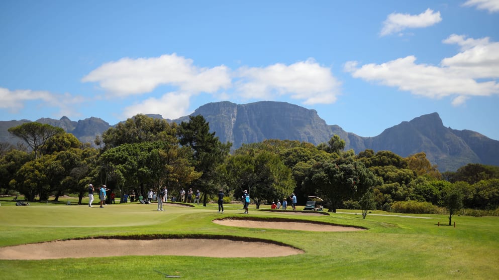 Royal Cape Golf Club - Table Mountain