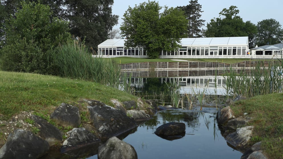 DIamond Country Club 