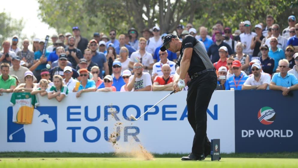 Henrik Stenson - tees off on the sixth hole during day four of the DP World Tour Championship at Jumeirah Golf Estates 