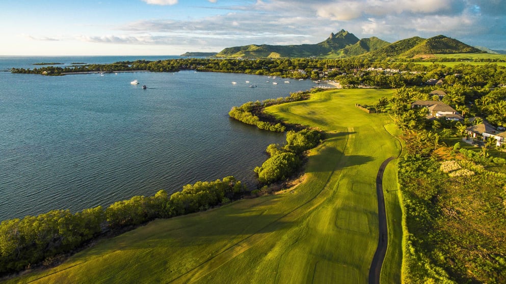 Four Seasons Golf Club at Anahita